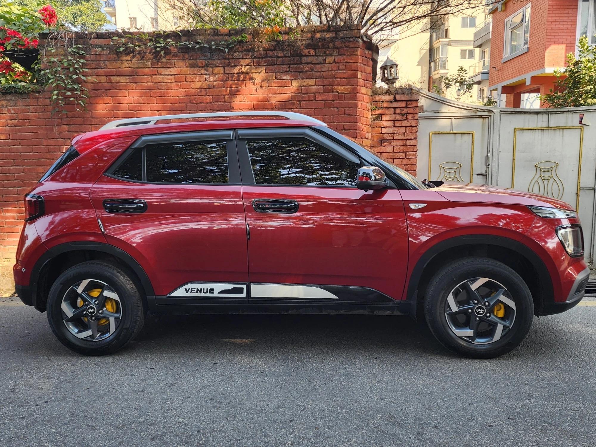 Hyundai Venue 2021-3