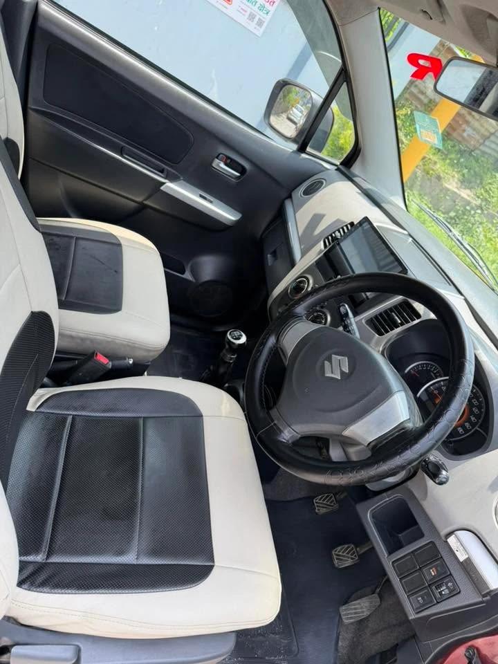 Suzuki WagonR VXI 2012-3