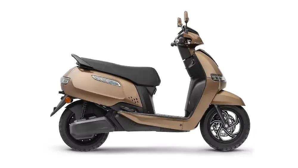 TVS iQube 2.2 kWh Walnut Brown-1