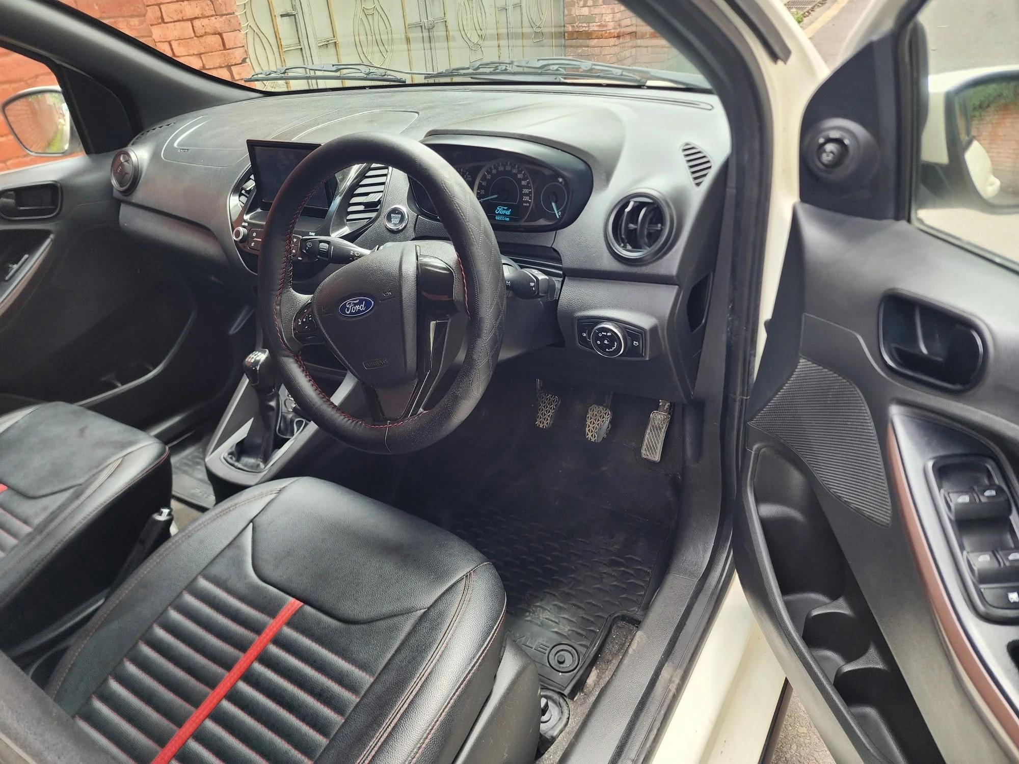 Ford Freestyle Titanium 2021-3