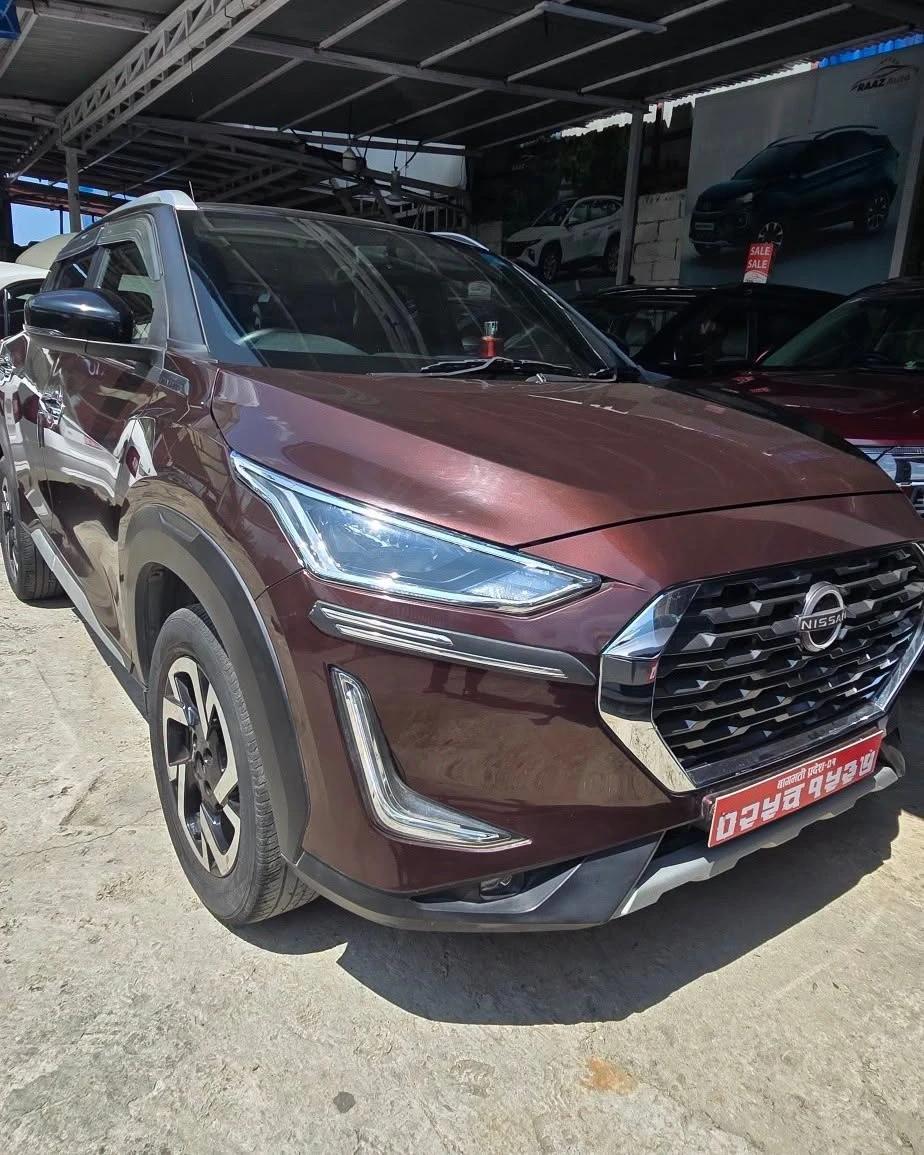 NISSAN MAGNITE XV PREMIUM 2021-1
