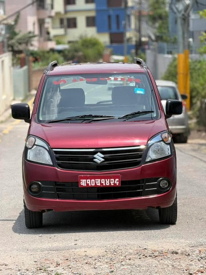 Suzuki WagonR VXI 2012-1