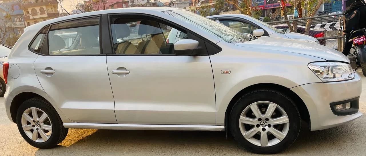 2011 Volkswagen Polo Highline 1.6L-2