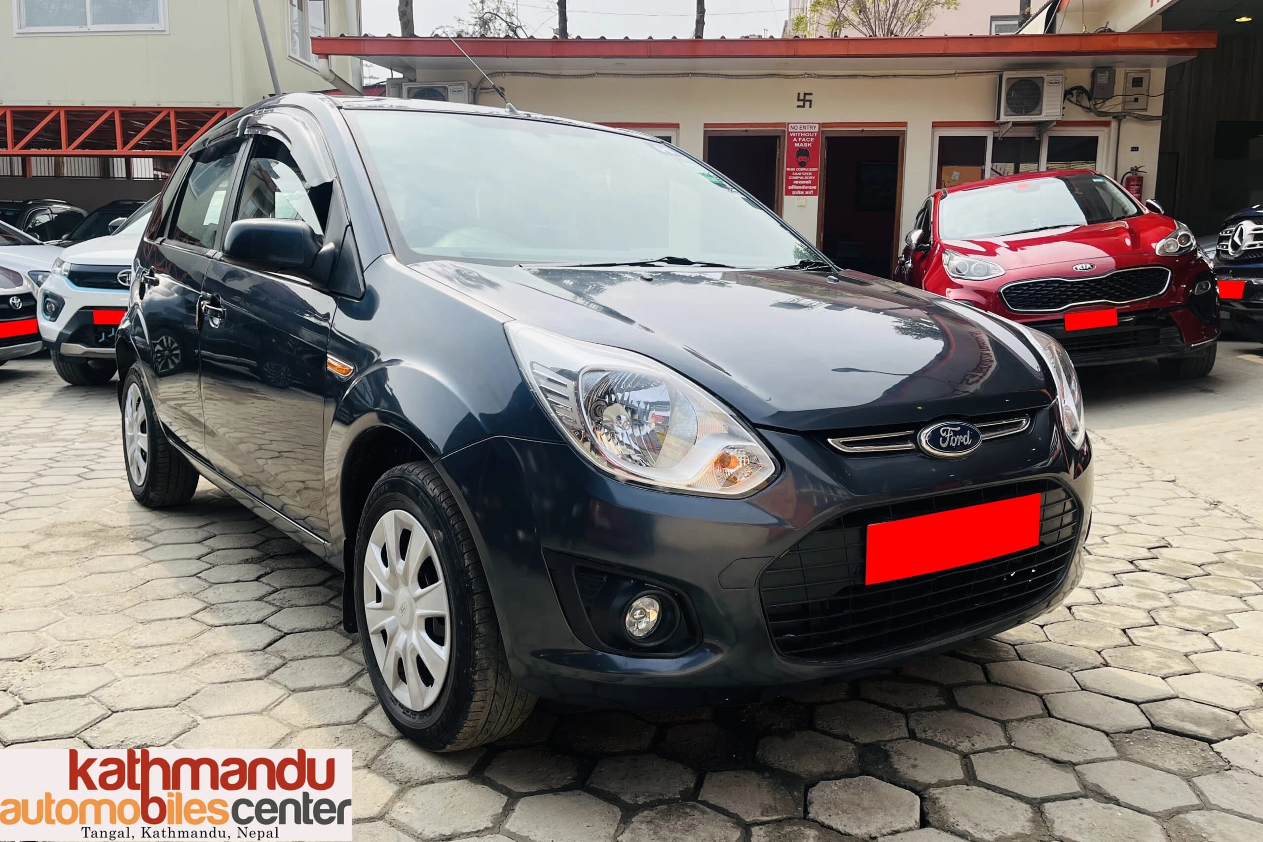 2012 Ford Figo ZXi-1