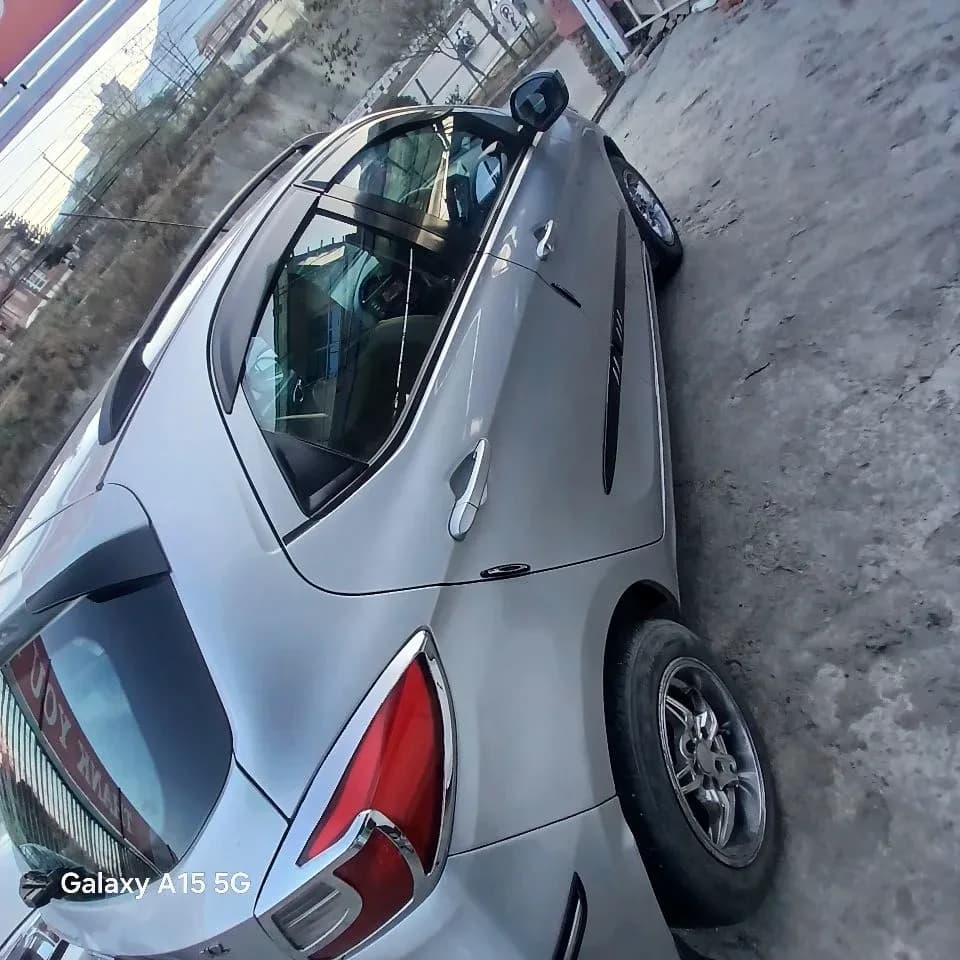 2016 Tata Tiago XZ+-1