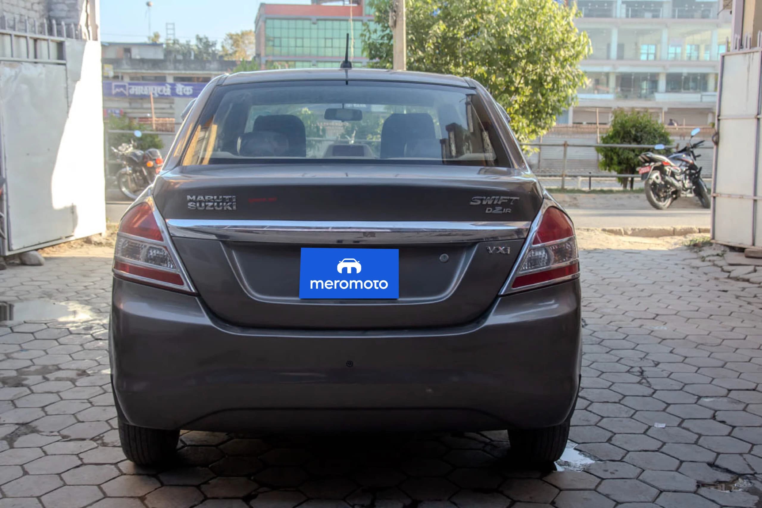 2016 Maruti Suzuki Swift Dzire VXi-3