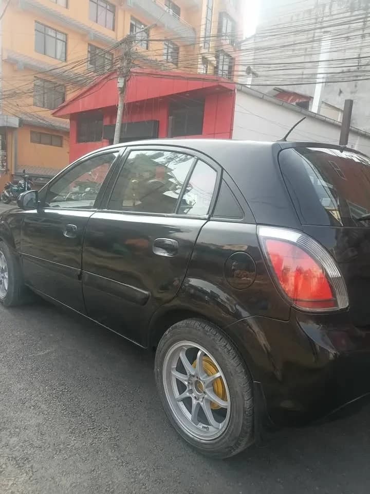 2010 Kia Rio-2