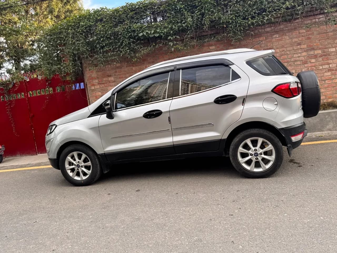 2018 Ford EcoSport Titanium-2