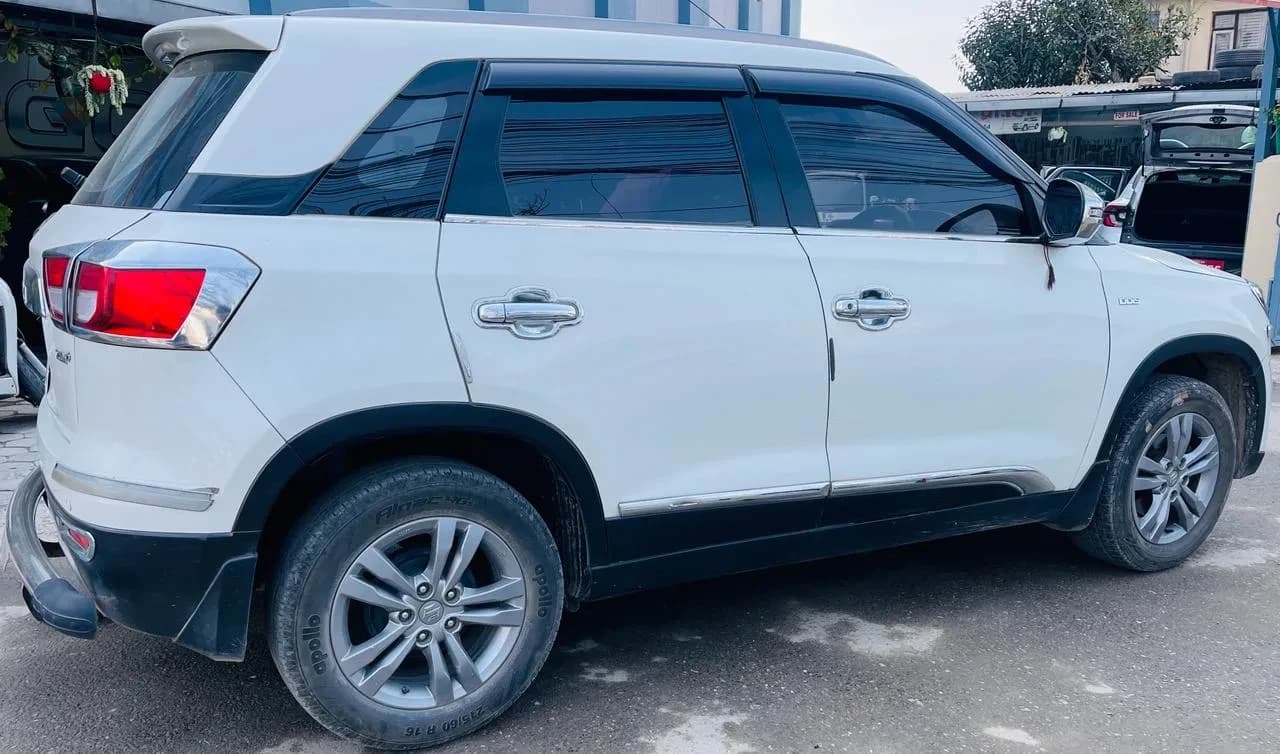 2016 Suzuki Brezza ZDI+-2