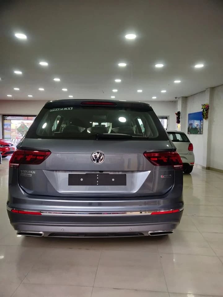 Volkswagen Tiguan-2
