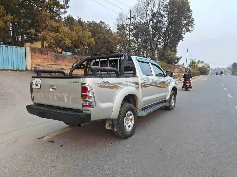2009 Toyota Hilux-1