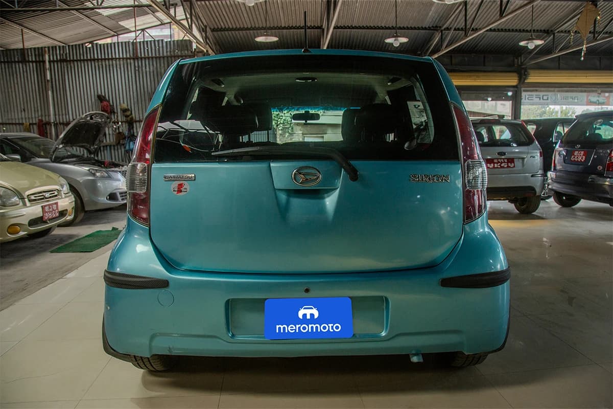 2007 Daihatsu Sirion-1