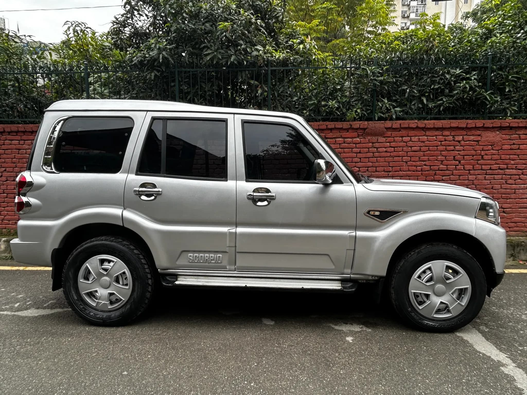2018 Mahindra Scorpio S5-2