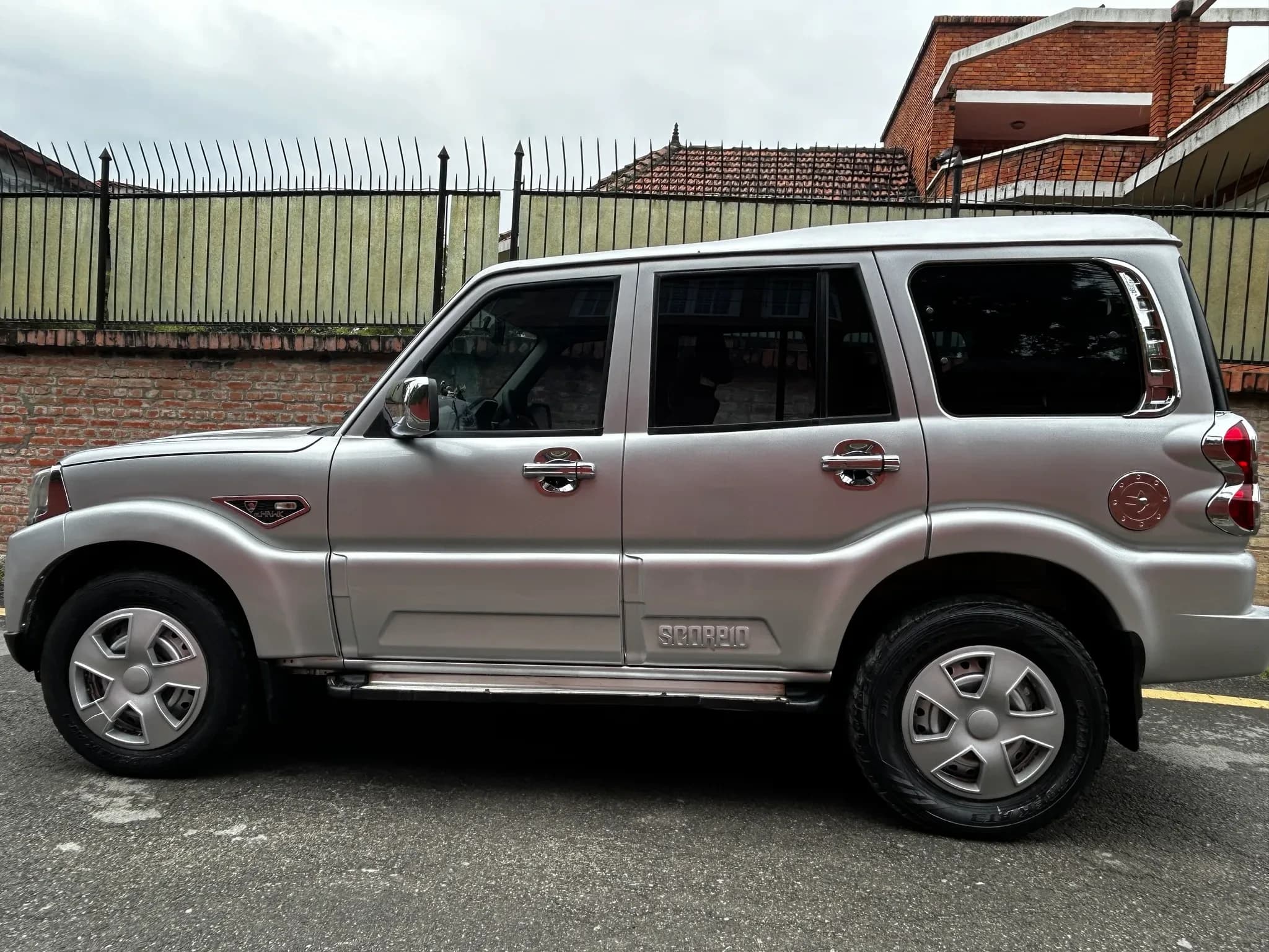 2018 Mahindra Scorpio S5-3