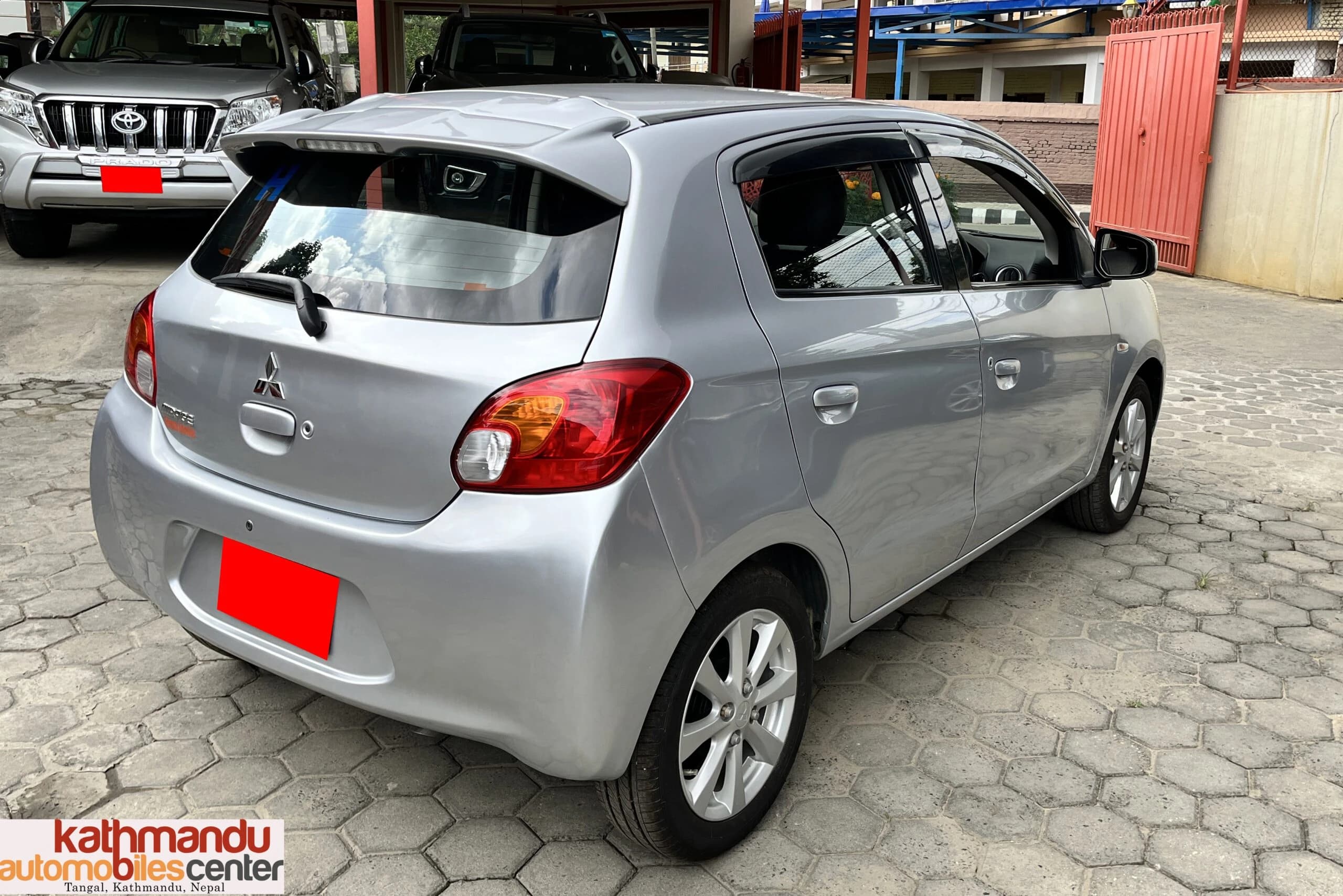 2013 Mitsubishi Mirage-2
