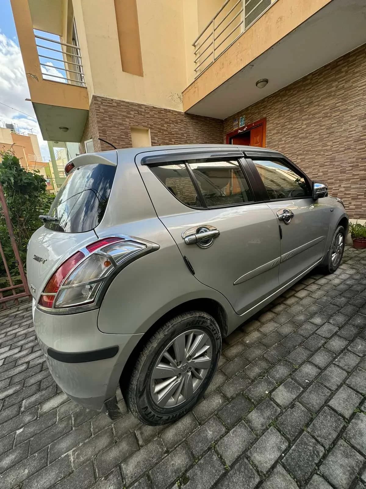 2016 Suzuki Swift Dzire ZXI-2