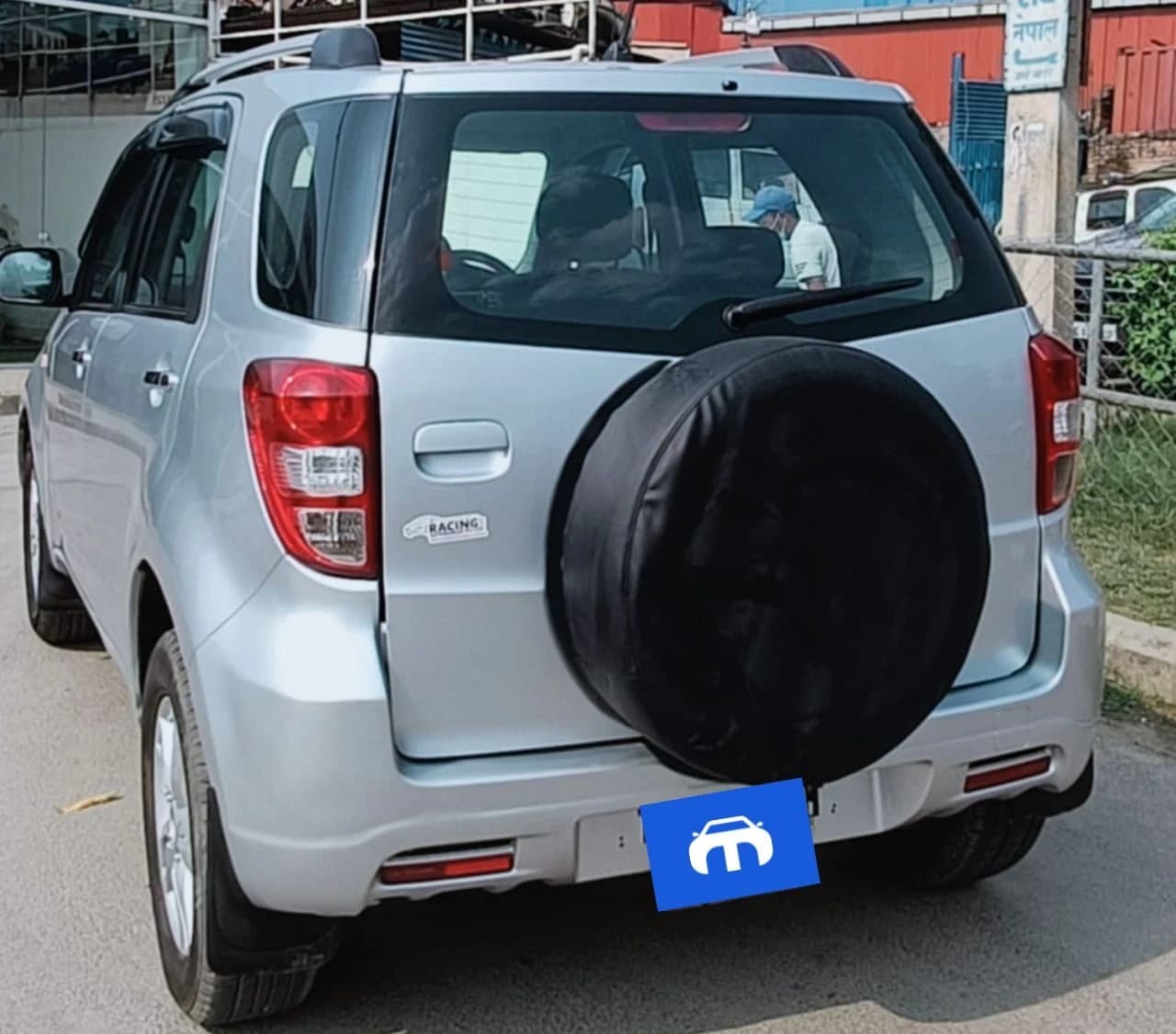 2014 Daihatsu Terios-1