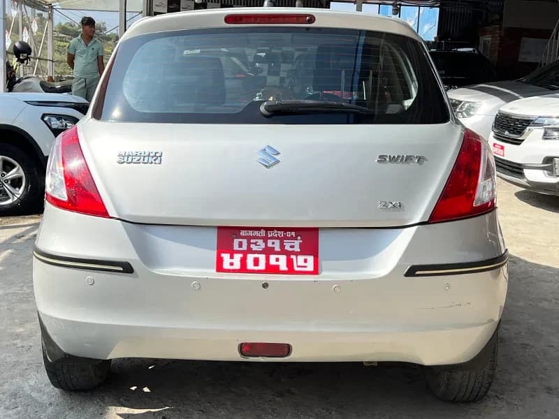 2016 Maruti Suzuki Swift ZXI-3