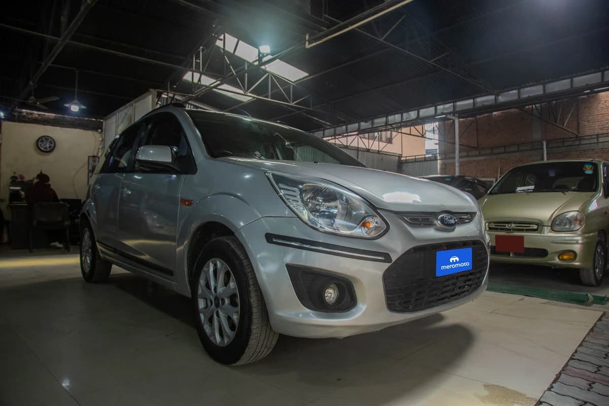 2014 Ford Figo-1