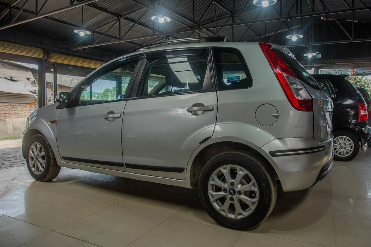 2014 Ford Figo-2