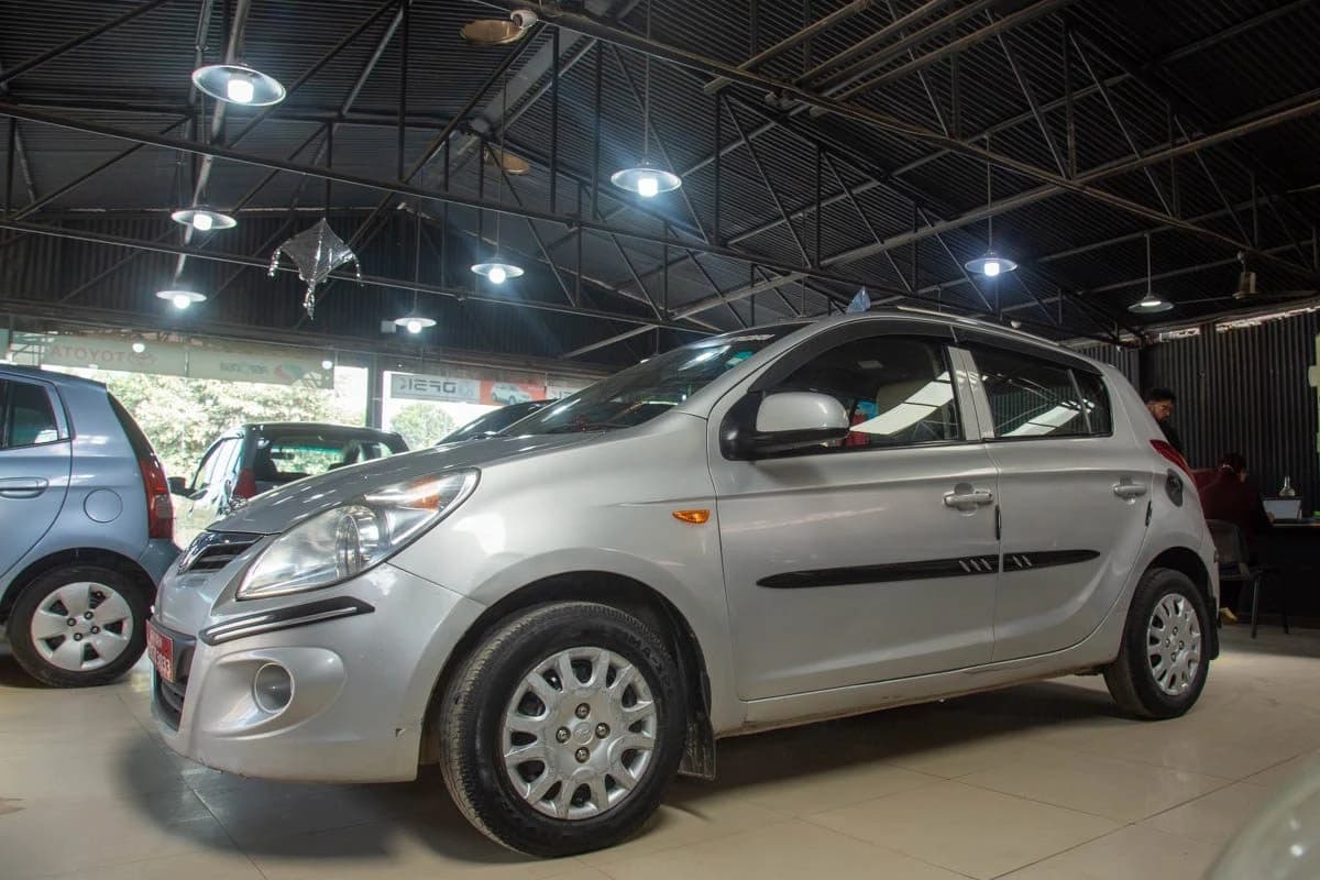 2010 Hyundai i20 Magna-3