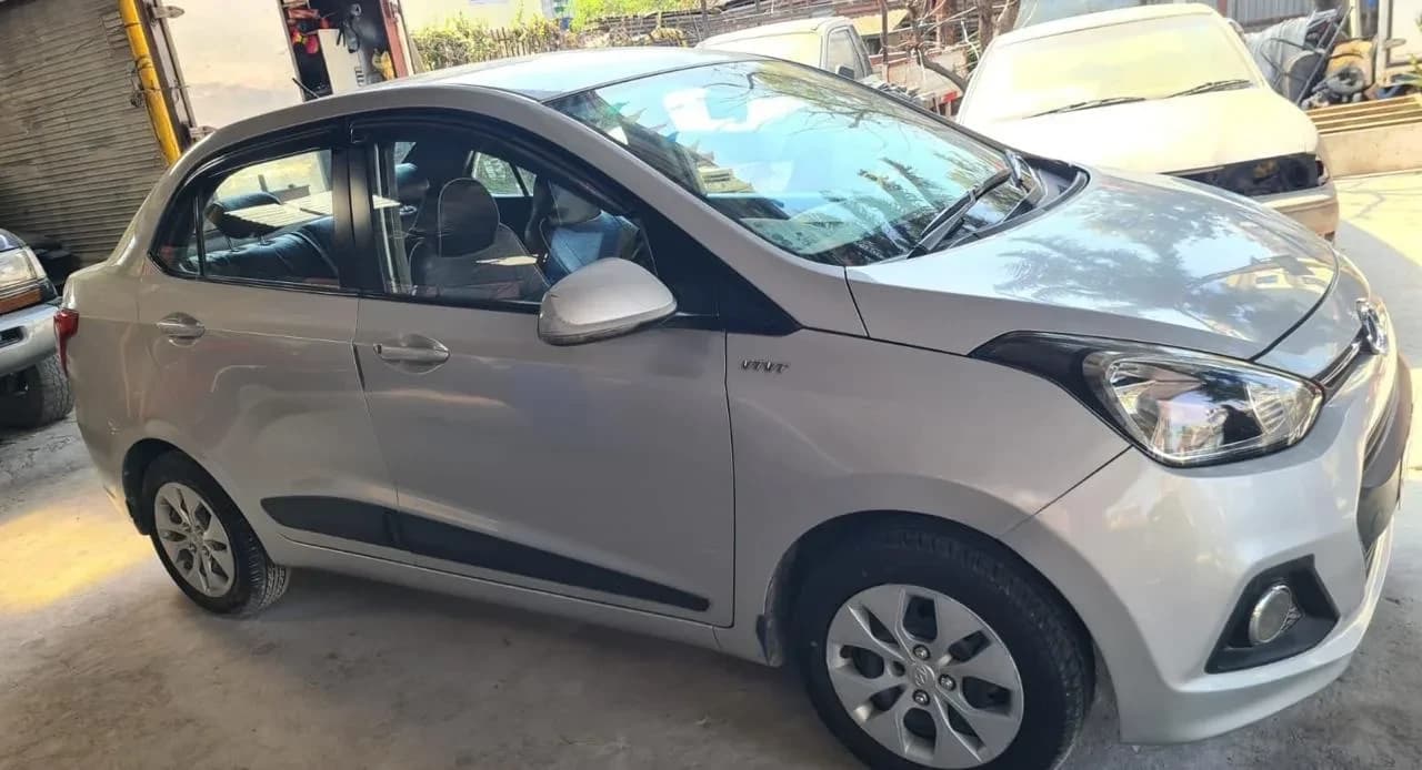 2015 Hyundai Xcent S