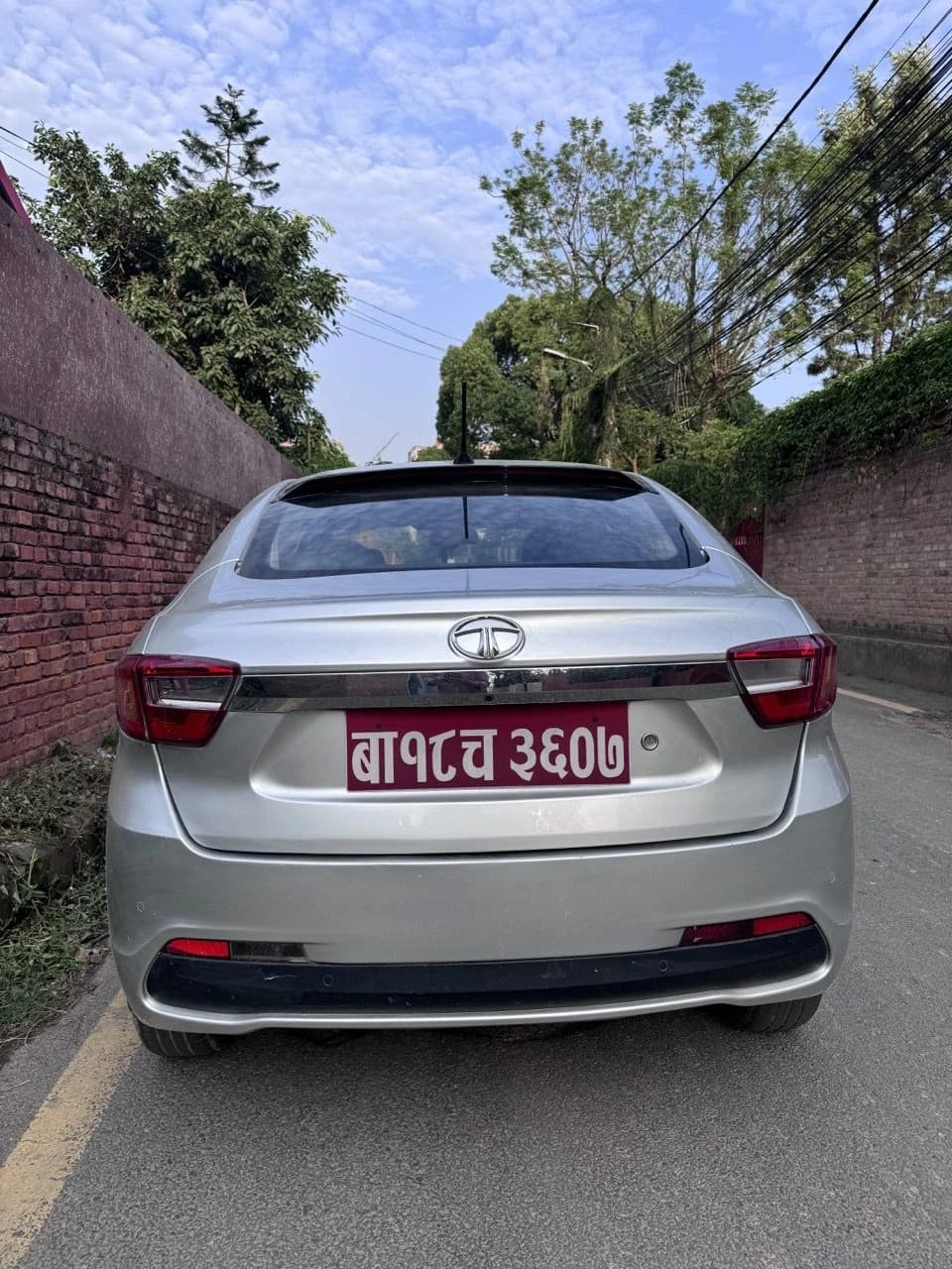 2017 Tata Tigor XZ (O)-3