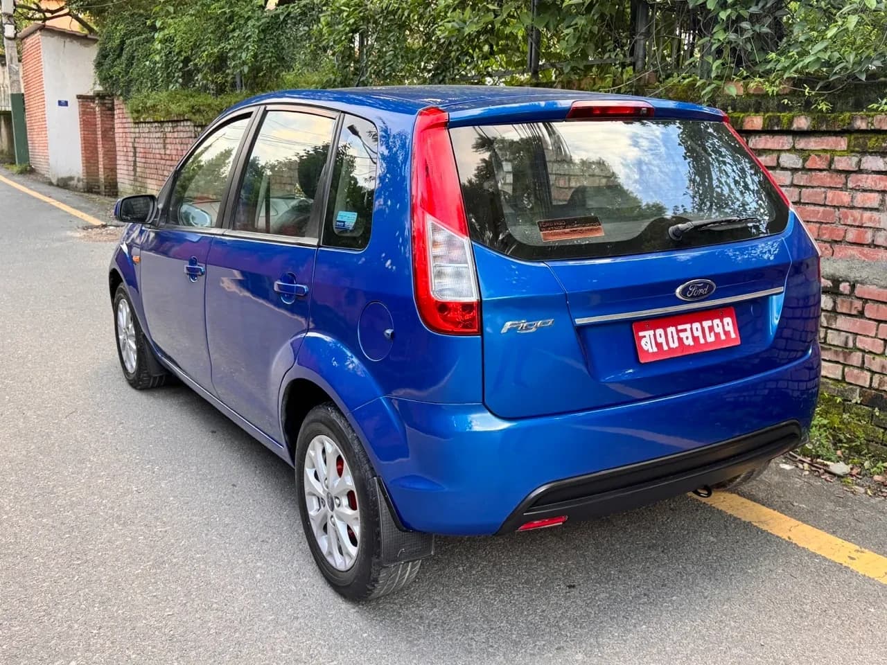 2012 Ford Figo Titanium-2