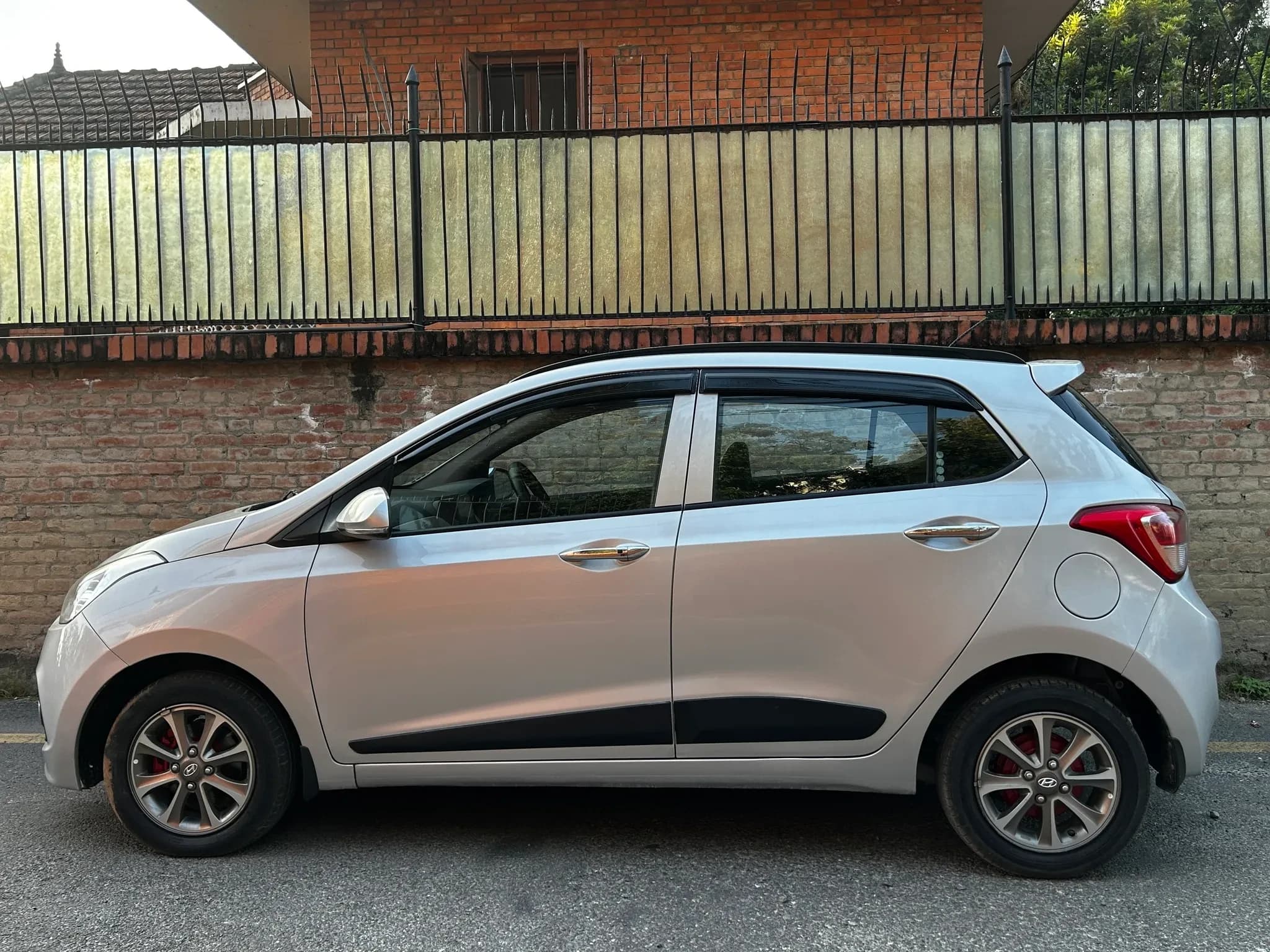 2014 Hyundai Grand i10 Asta-3