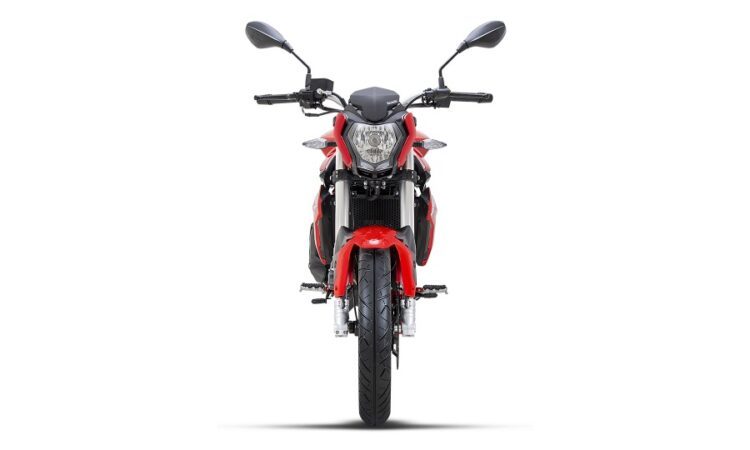 Benelli TNT 150i Front View