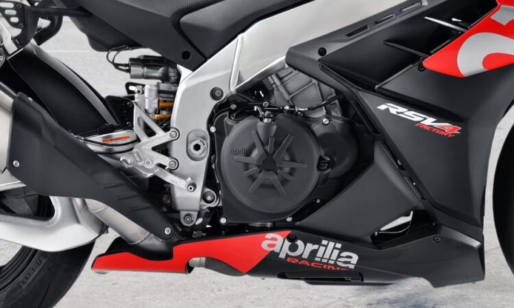 Aprilia RSV4 Engine