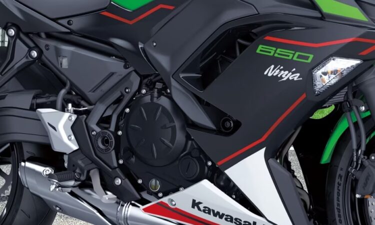 Kawasaki Ninja 650 Engine